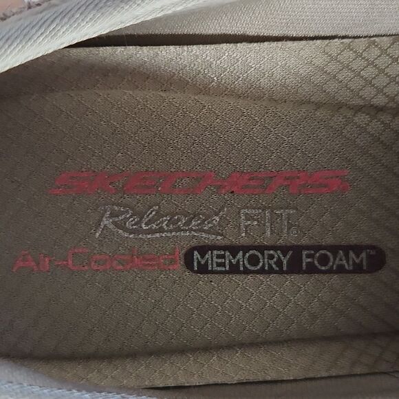 Sketcher's relaxed fit memory foam shoes - Picture 7 of 9